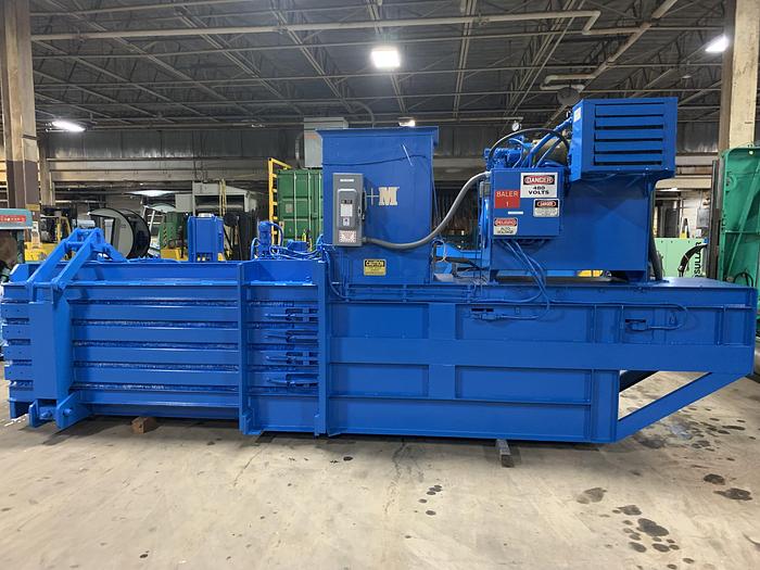 Cm #3430-0E56, horizontal open end baler, 30 HP - Image 3