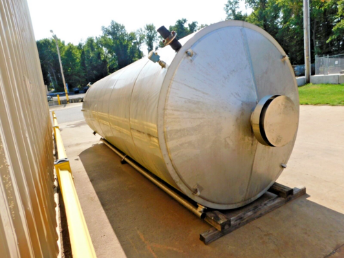 5000 gallon Santa Rosa, Stainless storage tank, 84" dia. x 242" straight wall, 1996 - Image 6