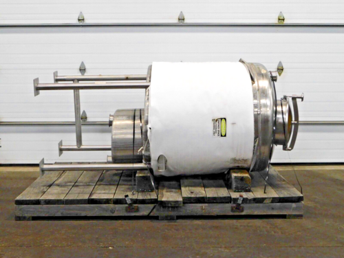 250 gallon Insulated 316 Stainless Steel tank, 40" dia., 45" straight wall, (2) 4" bottom ports, (1) 3" side - Image 1