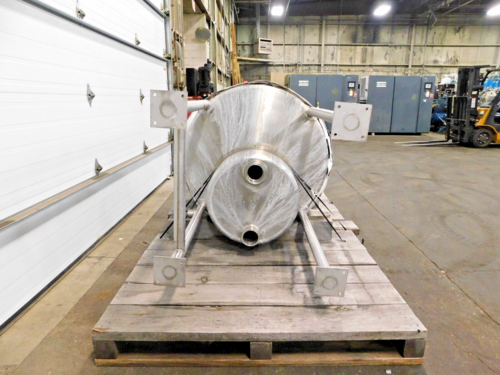 250 gallon Insulated 316 Stainless Steel tank, 40" dia., 45" straight wall, (2) 4" bottom ports, (1) 3" side - Image 8