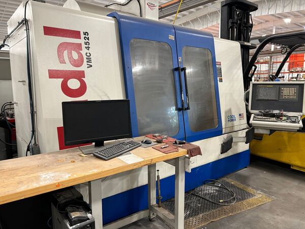 Fadal #VMC4525HT, CNC vertical machining center, Fanuc 18i-M5, 45" X, 25" Y, 24" Z, 10000 RPM, 24 automatic - Image 1