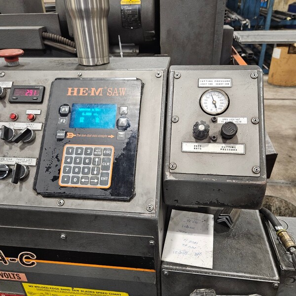 14" x 20" Hem #DC-1420HA-C, dual column fully automatic band saw, hydraulic clamping, 2 post, (3) vises, 2009 - Image 5