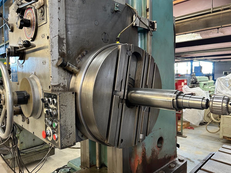 4" Tos #W100A, table type horizontal boring mill, 49" x49" built-in rotary table, built-in outrigger rails - Image 6