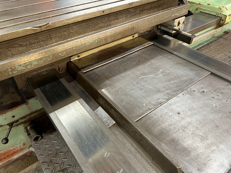 4" Tos #W100A, table type horizontal boring mill, 49" x49" built-in rotary table, built-in outrigger rails - Image 8