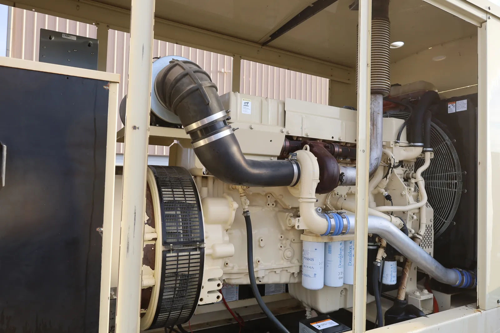 300 KW Kohler, generator, enclosed, #091560 - Image 4
