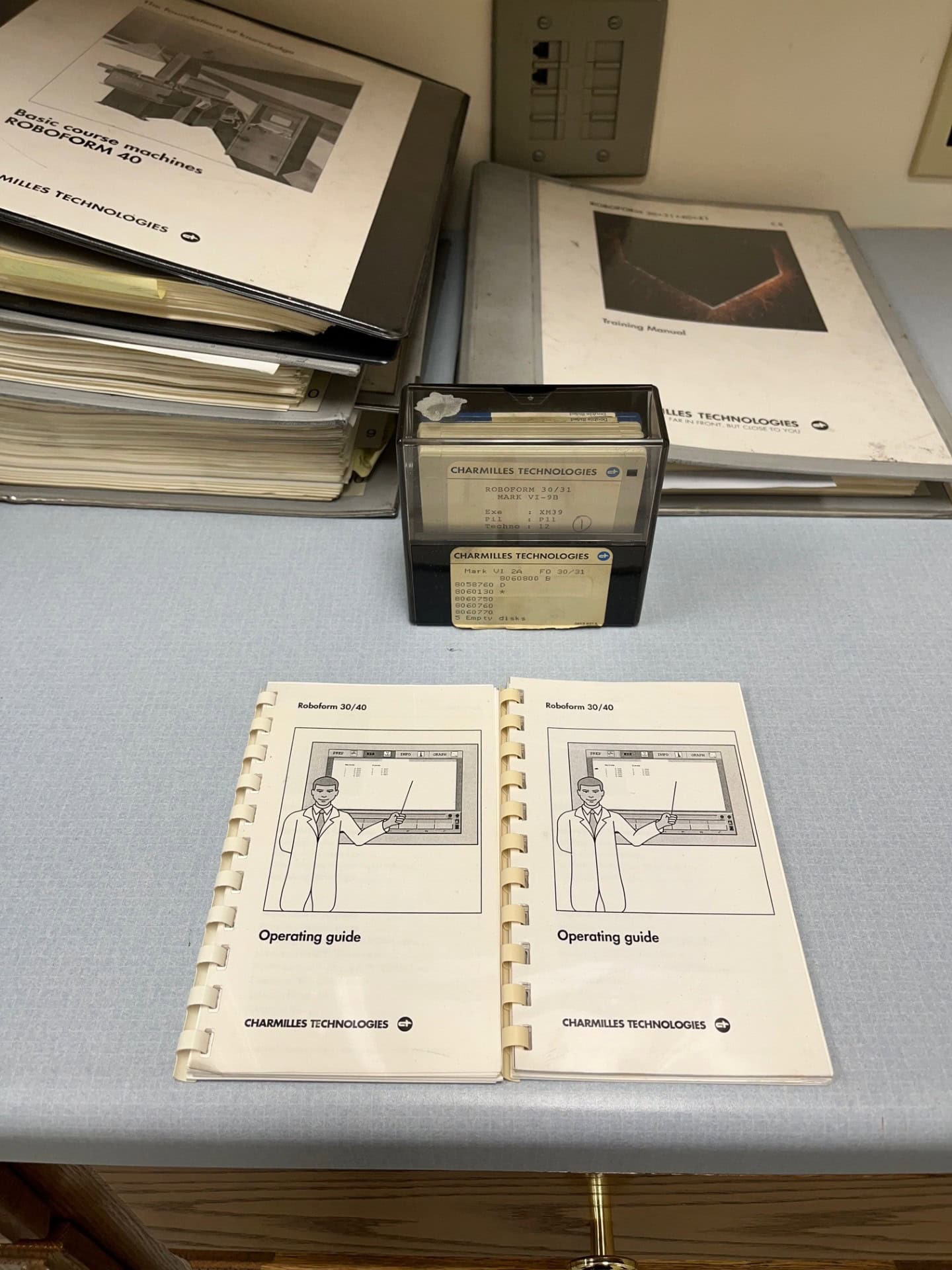 Charmilles #Roboform-31, Sinker Electrical Discharge Machine, 13.8" X, 9.8" Y, 11.8" Z, C-Axis, chiller, 1997 - Image 7