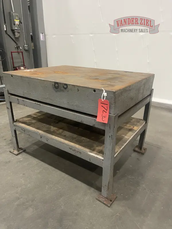 3' x 4' x 8" thick, Metal table - Image 2