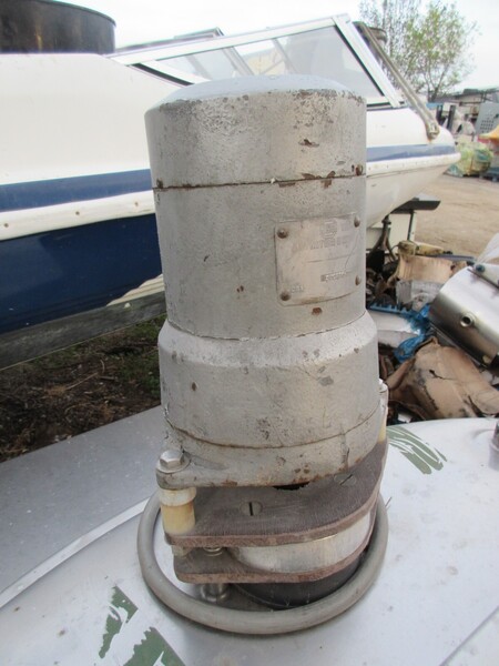 Sunset #MCR200U10, Refrigerated milk cooler w/milk master agitator drive - Image 10