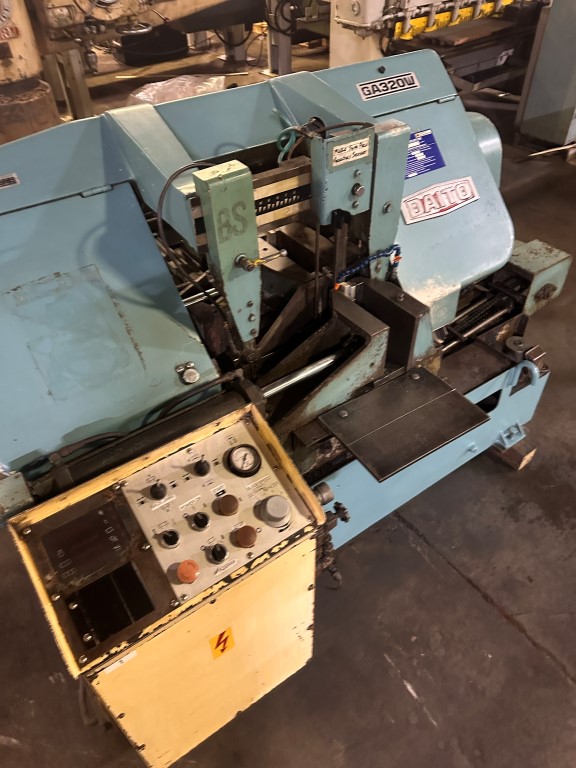 12.5" x 12.5" Daito #GA320W, automatic horizontal band saw, 1.5" x 168" blade, 5 HP, programmable Control - Image 10