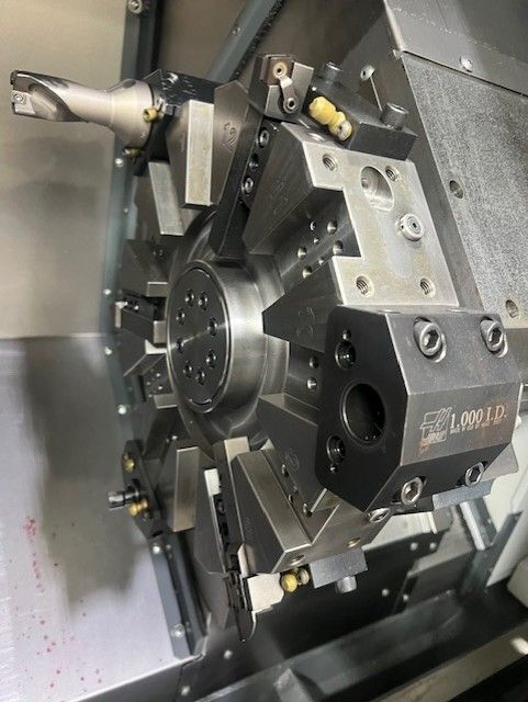 Haas #ST-15, CNC turning center, 27" swing, 8" chuck, 2.5" bar, barfeeder, chip conveyor, 2019 - Image 4