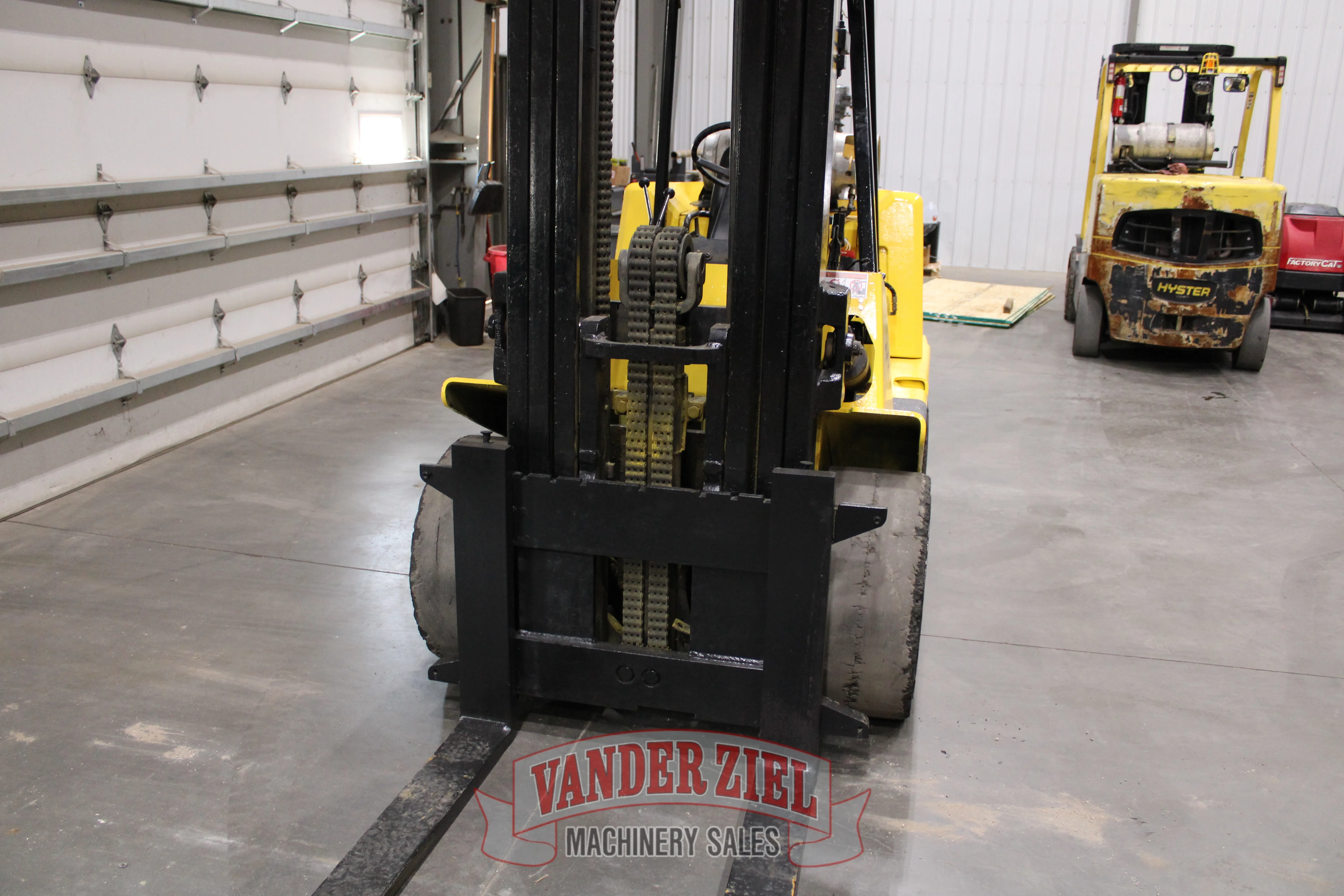 14700 lb. Hyster #S155XL, LPG forklift, 181" load height, 98" mast height, hard tire - Image 8