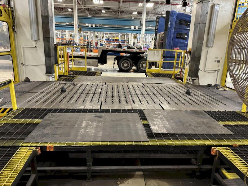 2500 Ton, Schuler SMG #HZPU-T-2250-4600/2450, hydraulic press, 65" stroke, 40" die shut-height min. - Image 7