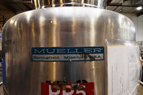 100 gallon Mueller #100F, 316 Stainless Steel agitated pressure vessel, 36" dia., dish top & bottom, 3 psi @ - Image 5