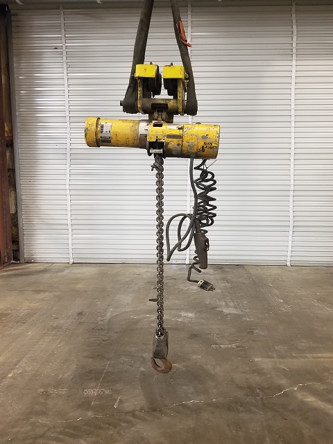 3 Ton, Budgit #113458-13, electric chain hoist, 10' lift, push button pendant, manual trolley - Image 1