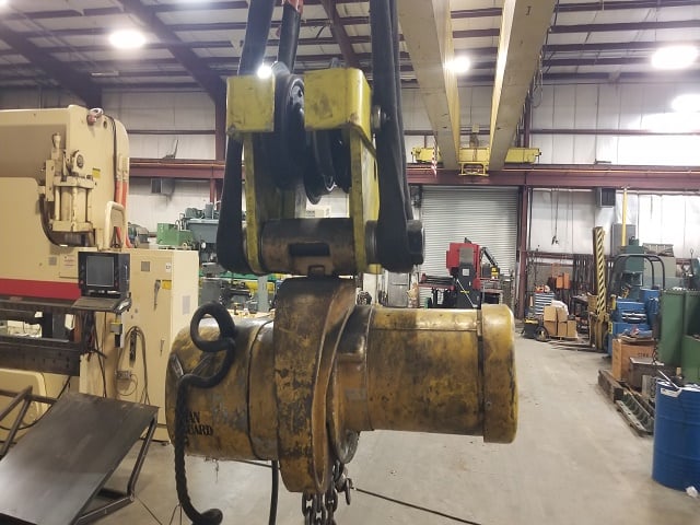3 Ton, Budgit #113458-13, electric chain hoist, 10' lift, push button pendant, manual trolley - Image 2