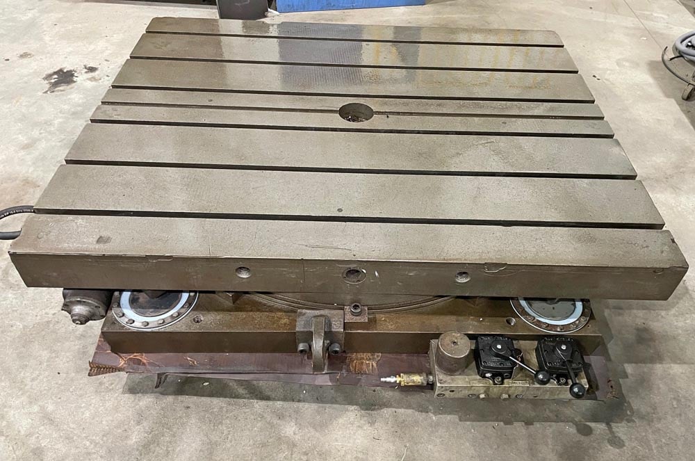48" x 60" Giddings & Lewis, Hydrostatic lift rotary index table, new clamp bladders & air valves - Image 1