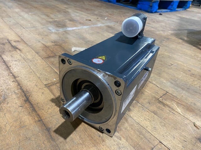 6.33 KW Beckhoff #AM8063-0S1A-1001, Servo Motor, 4000RPM 40.1Nm 31.6Arms 400Vrms NOS - Image 3