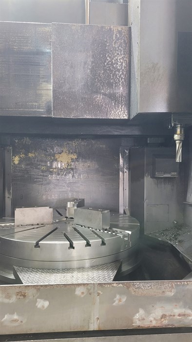 49.2" Hankook #VTC-125E, vertical turret lathe, 63" swing, 24 ATC, Fanuc 32IA, chip conveyor, 2015 - Image 2