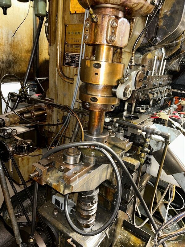 U.S. Baird #325, transfer press, 2.5" stroke, 9 op die set, 2 row oscillating stagger feed, Minster air - Image 6
