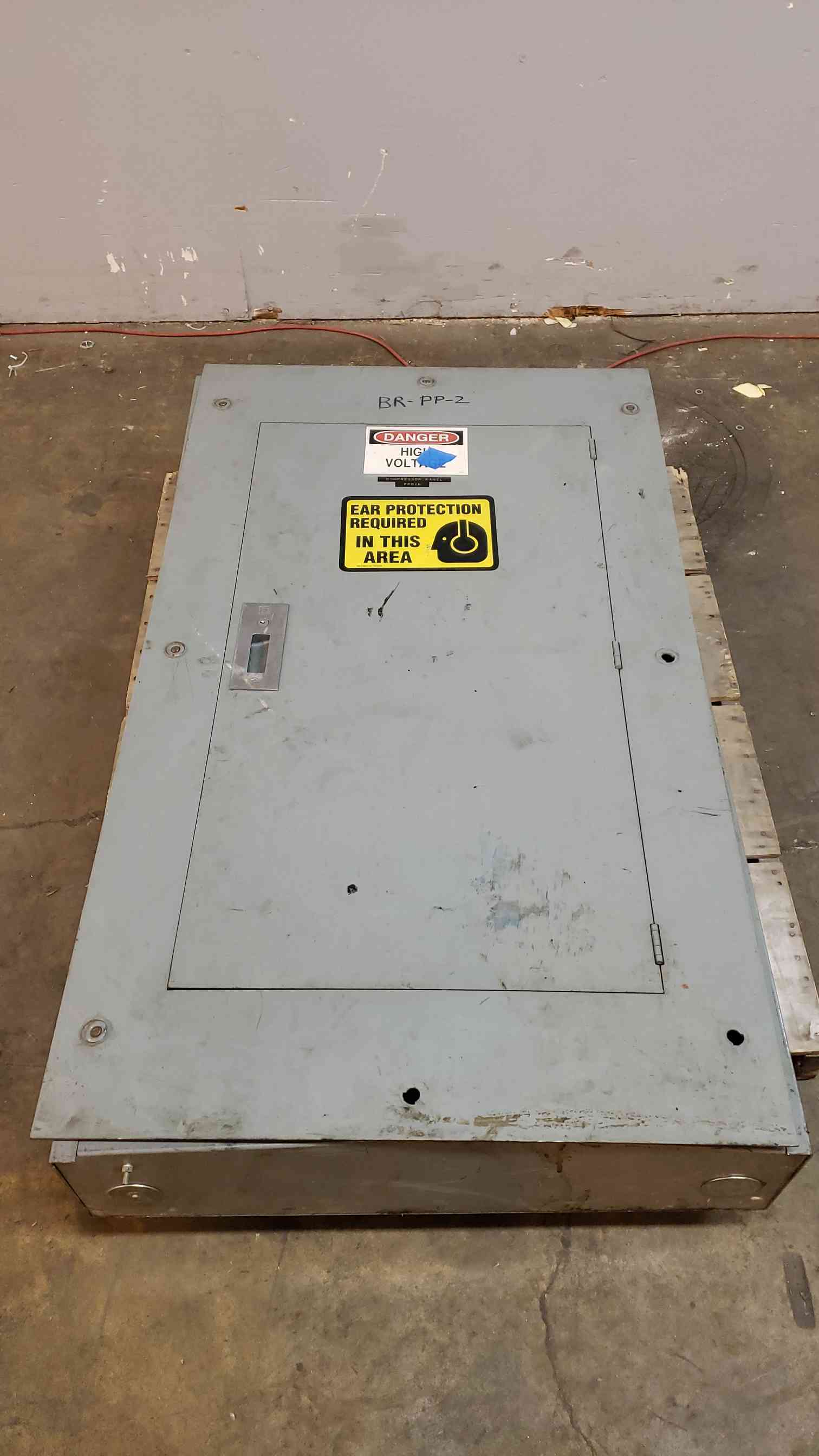800 Amp. Square D, HCM3273-8, I-Line Panelboard, (10) breakers, 250/600 VAC - Image 3