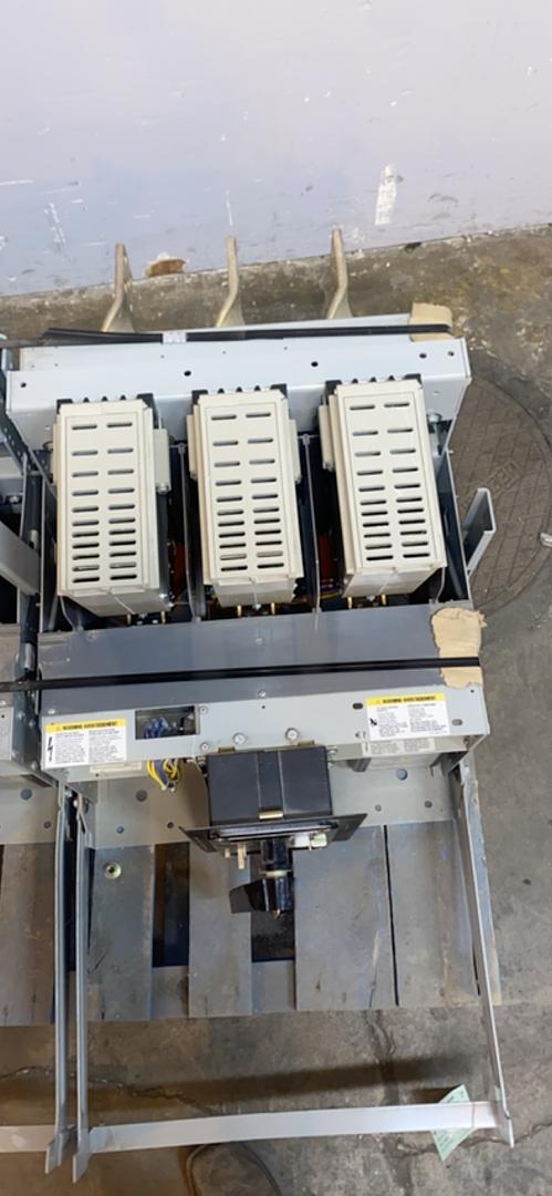 1600 Amps, Federal Pioneer, 50H3, breaker, 120 Volts - Image 3