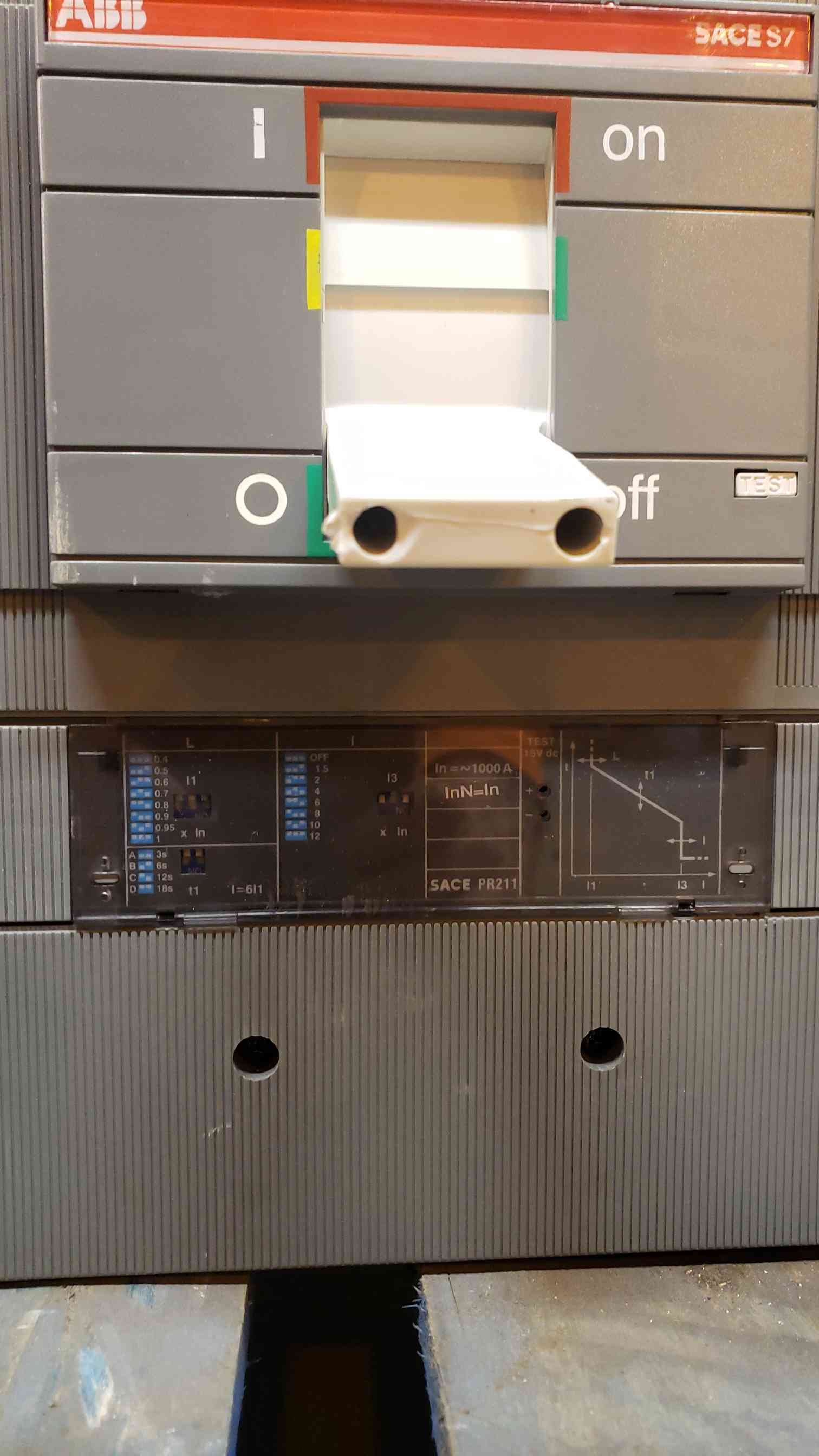 1000 Amps, ABB, M1438, S7H 4 pole unit, 600VAC, SACE PR211 - Image 5