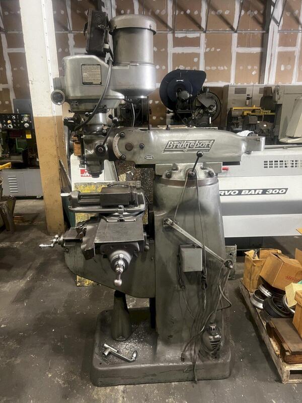 Bridgeport, vertical milling machine, 9" x36" table, power feed on table, 2 HP, vise - Image 5