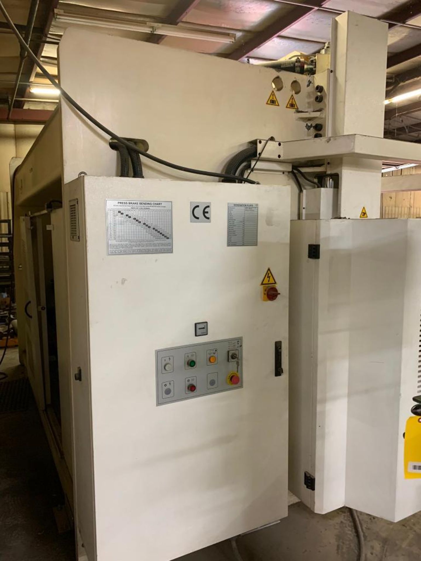 240 Ton, Fab-Line/Baykal #APHS41240, hydraulic, 10.2" stroke, 29.5 HP, pendant mounted CNC Control, 2 Axis - Image 6