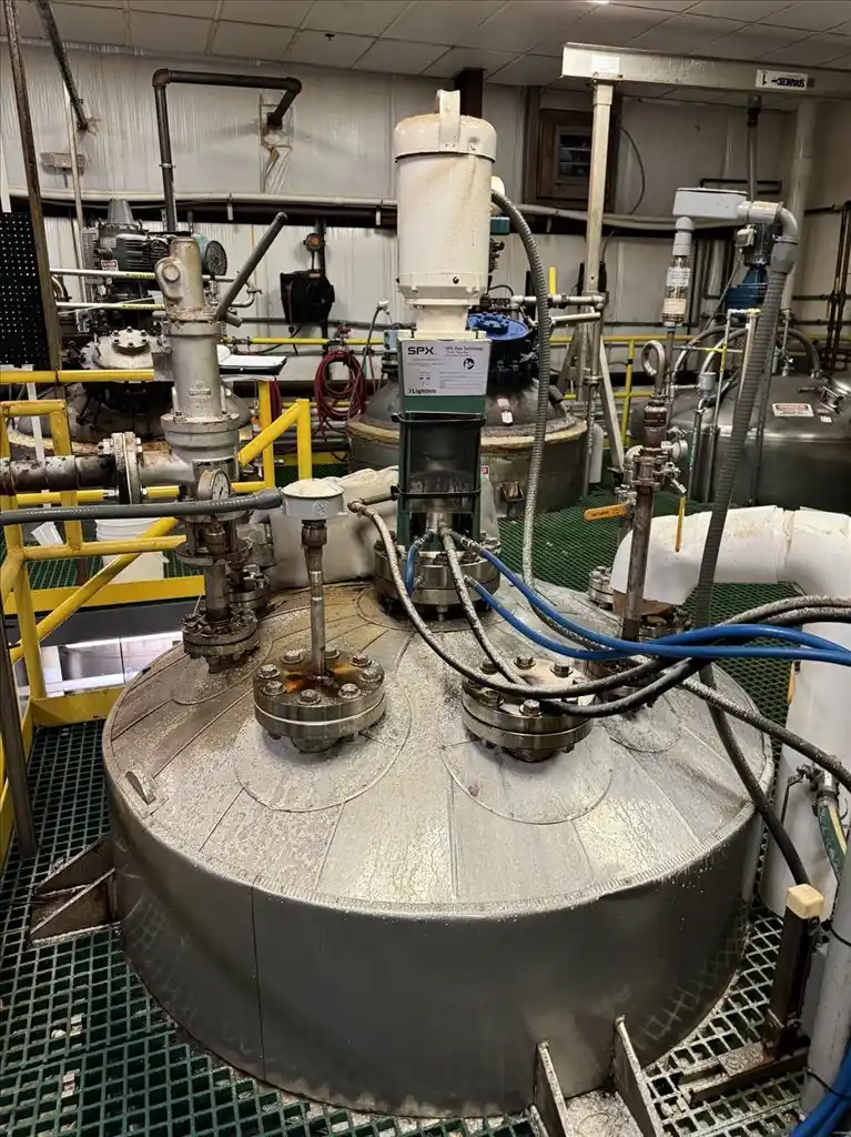 1000 gallon KE Fabricating, 316L Stainless Steel reactor, 2014, S47212 - Image 4