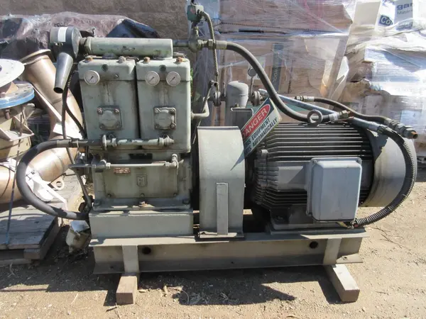 428 psi, Hatlapa #W280 Compressor, 54kW, 1985 - Image 9