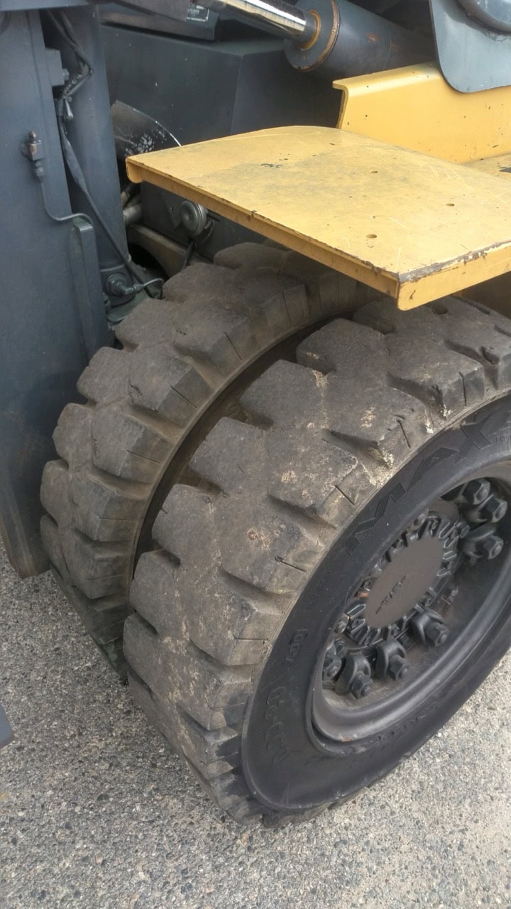 24900 lb. Caterpillar #P26500, Diesel Forklift, 11.09'max fork height, 79.77"max fork spread - Image 6