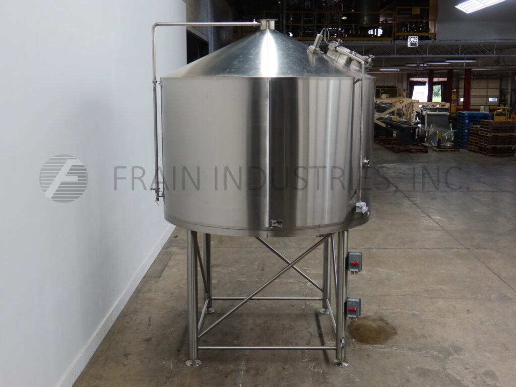 1900 gallon NSI Newlands #WP-30B, 304 Stainless Steel, cone top, sprayball, insulated whirlpool tank, 96" ID - Image 3