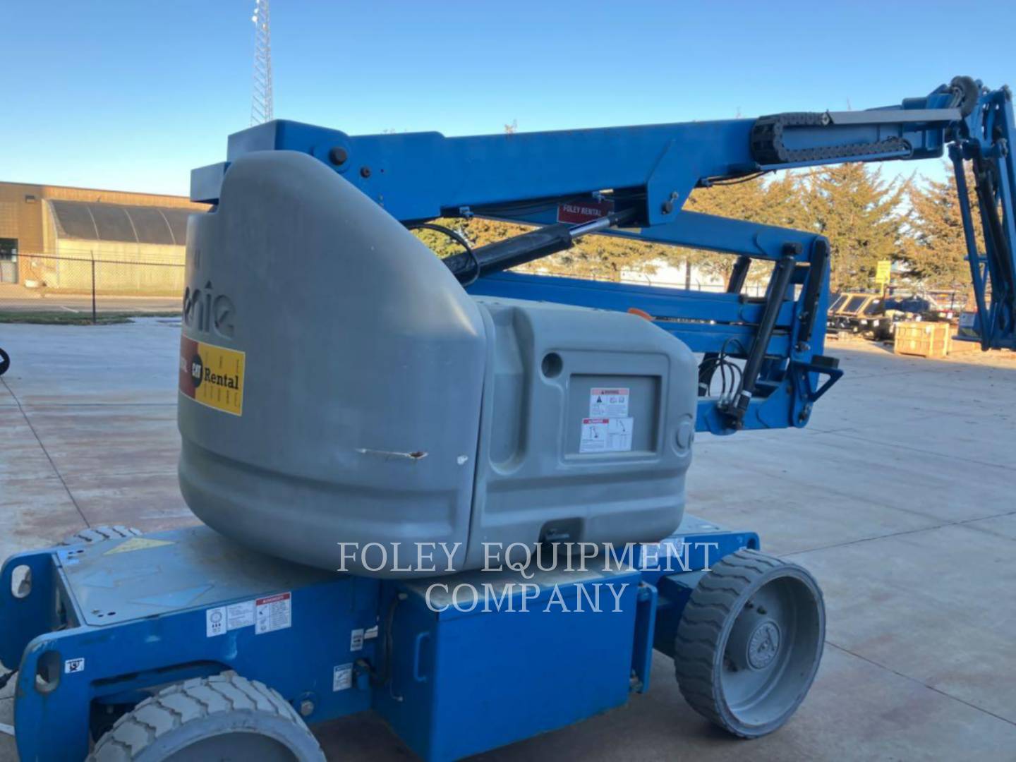 Genie Industries Z40/23NRJ, Articulated Boom Lift, 517 hours, S/N: Z40NN-4615, 2017 - Image 3