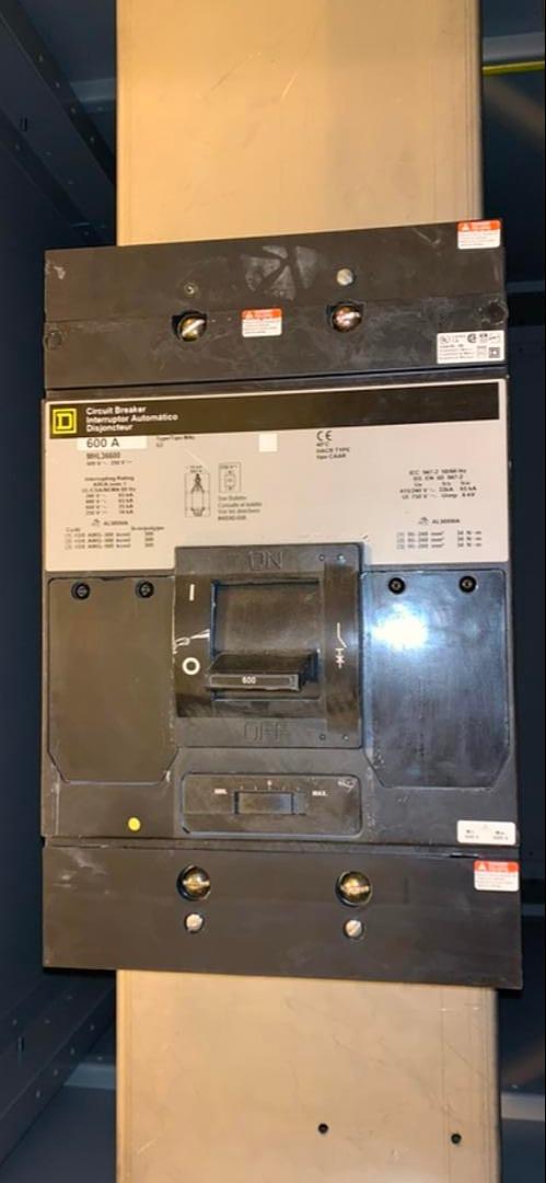 600 Amp. Asco, automatic transfer switch, 480 Volts, service entry breaker - Image 7