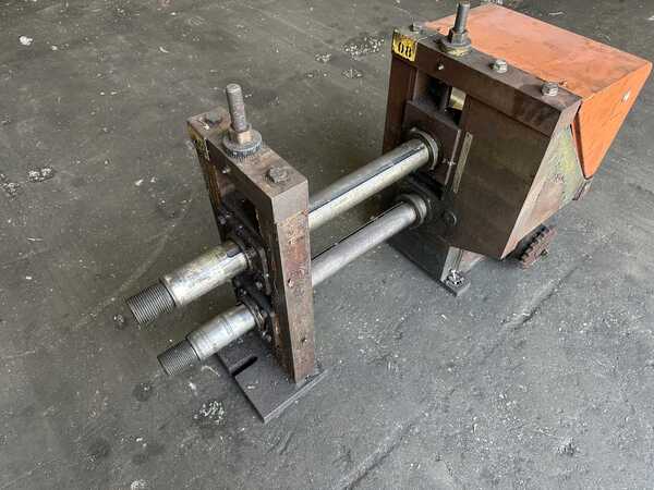 20 Stand, Yoder #M3, rafted roll forming heads, 3 spindle diameter, 18" roll space, equal geared - Image 1