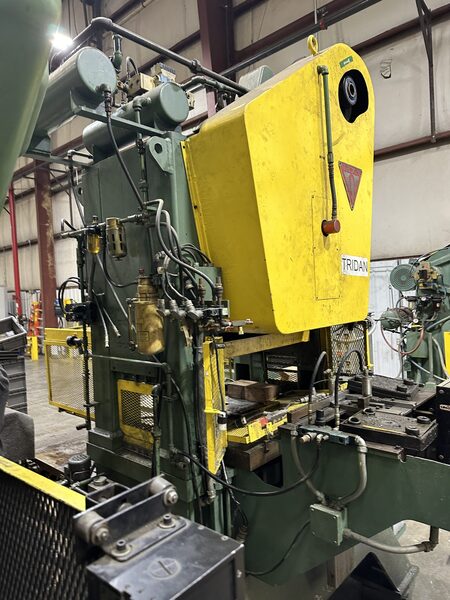 75 Ton, Tridan #RLB45, 2" stroke, 10" Shut Height, 36" x 20" bed, 150-300 SPM, die Included - Image 3