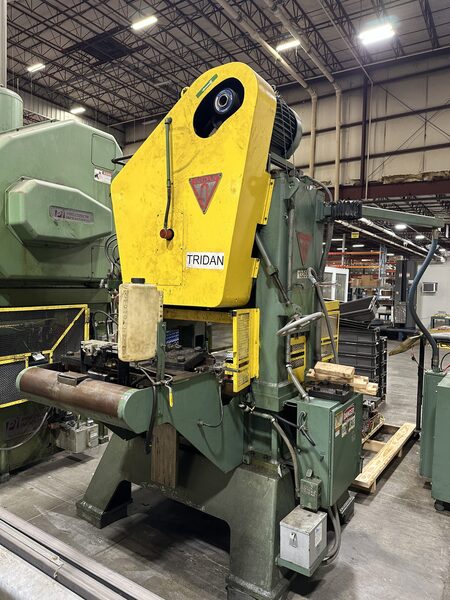 75 Ton, Tridan #RLB45, 2" stroke, 10" Shut Height, 36" x 20" bed, 150-300 SPM, die Included - Image 4