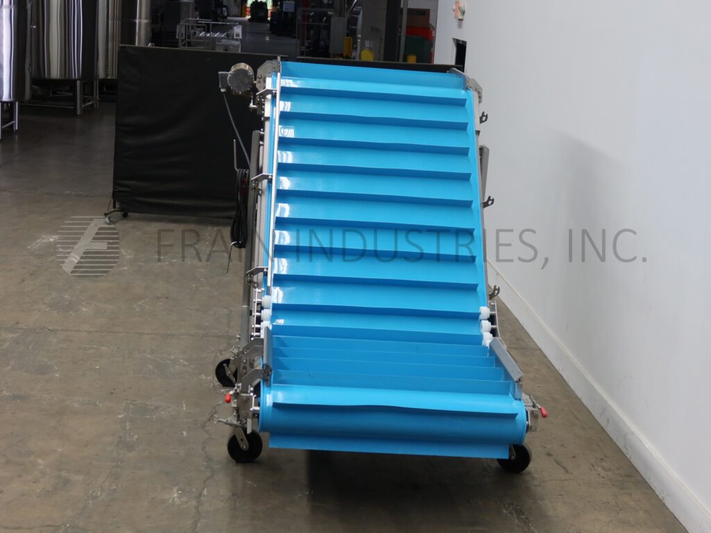 48" wide x 11.3' long, Smalley, feeder incline/cleated Stainless Steel belt conveyor - Image 3
