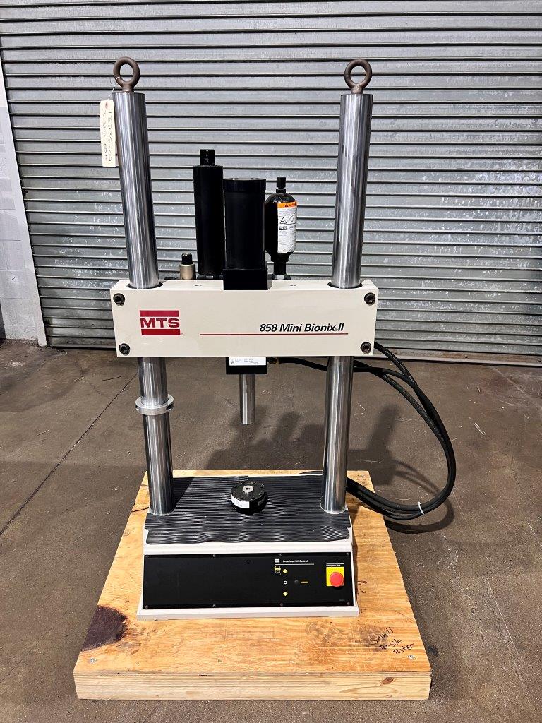 3.3 KIP MTS #858-Mini-Bionix-II, 2 colums, 4" Stroke Actuator, 3000 PSI - Image 1