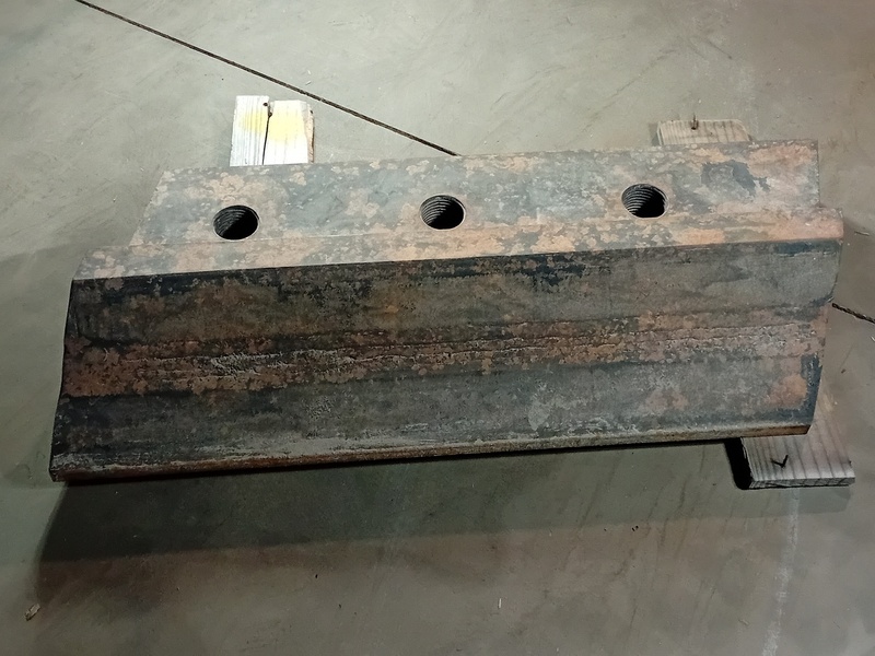 Komatsu wear plate #PZKV179623, Komatsu ground engaging tools (GET), new surplus - Image 6