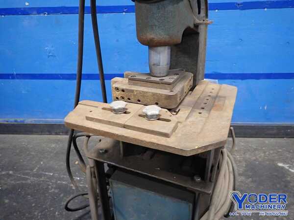 50 Ton, Whitney #751-007, portable single end punch, flange type, 6-1/4" throat, 10 HP - Image 5