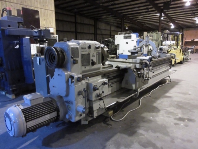 28" x 132" Tos, geared head precision, heavy duty lathe, 8-1180 RPM, steady rest, 4-jaw chuck - Image 3