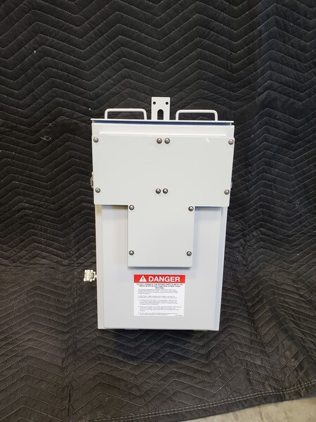 Eaton Cooper CL-7, Tri Phase controller - Image 3