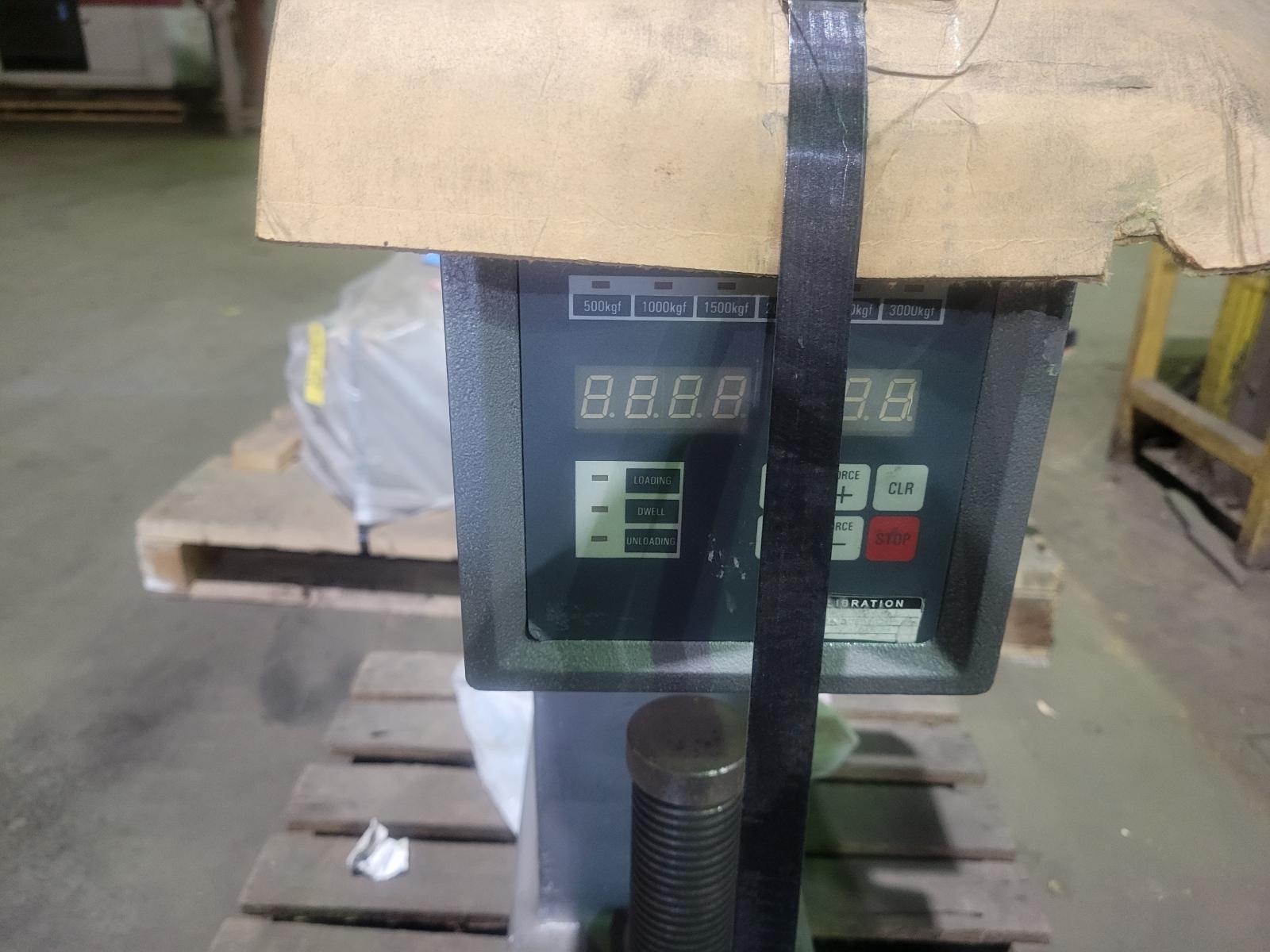 Detroit #HBE-3000A Brinell tester - Image 2