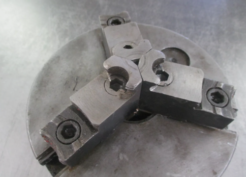 6" 3-Jaw self-centering universal LOO back lathe chuck with wrench (YMC) - Image 3