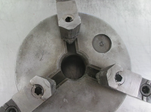6" 3-Jaw self-centering universal LOO back lathe chuck with wrench (YMC) - Image 5