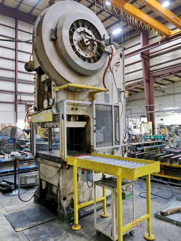 150 Ton, Minster #G-150, 8" stroke, 22.5"Shut Height, 6" ram adj., 35 SPM, 50" x30"bed, air clutch & brake - Image 1