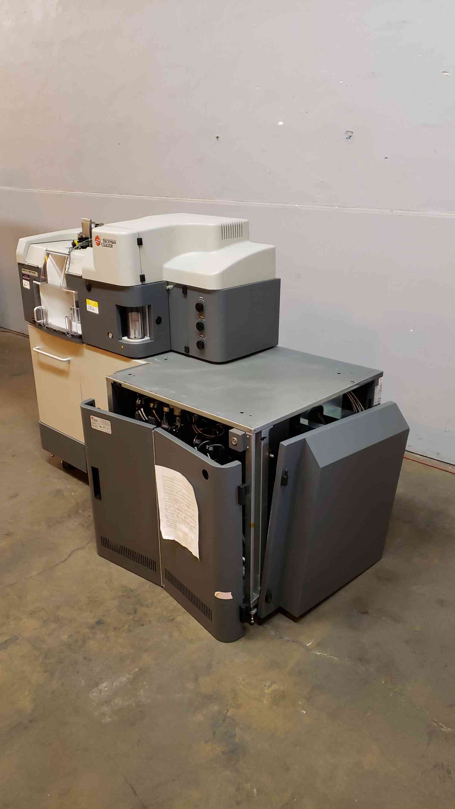 Beckman #MoFlo-Astrios-EQ-M250, Cell Sorter, 100-230 V, 2018 - Image 6