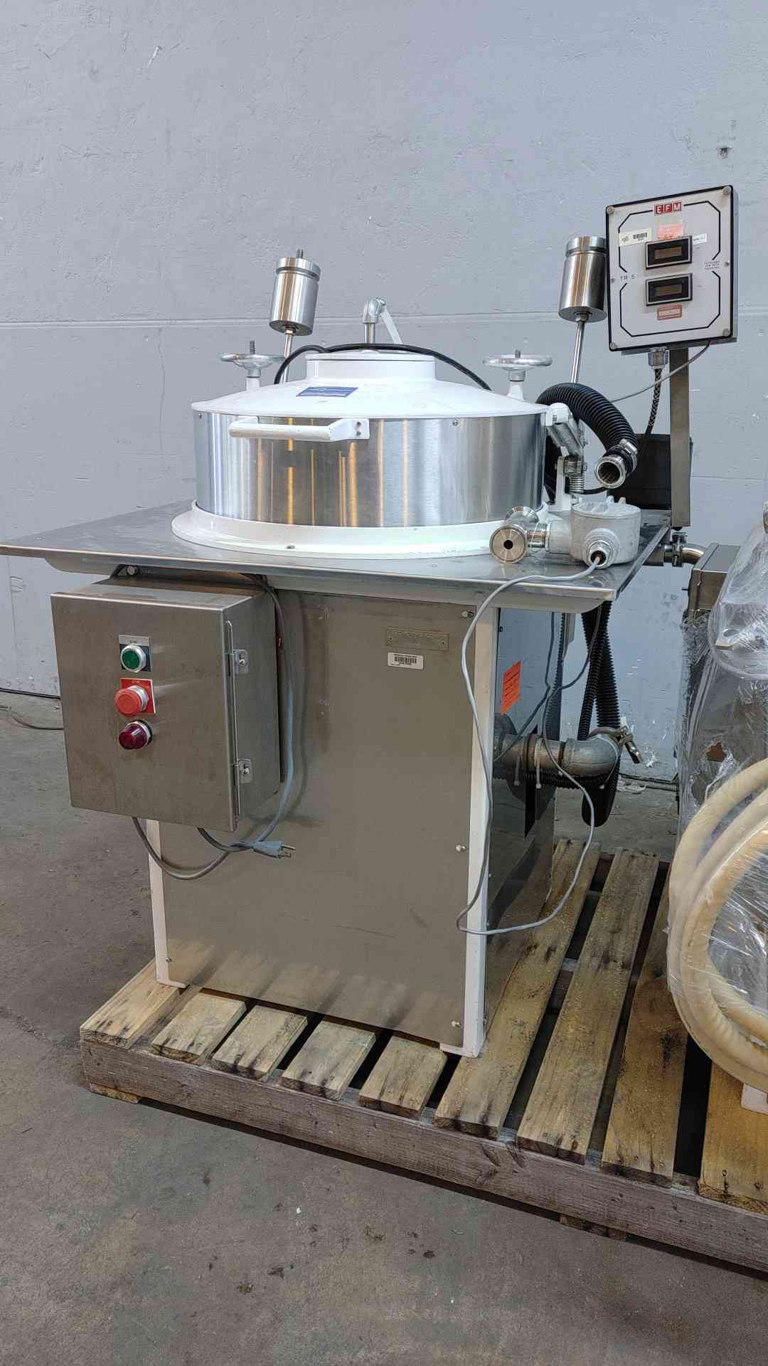 Cozzoli, Stainless Steel Washer, 47" L x 36" width x 49" H, S/N GW1220-270 - Image 2