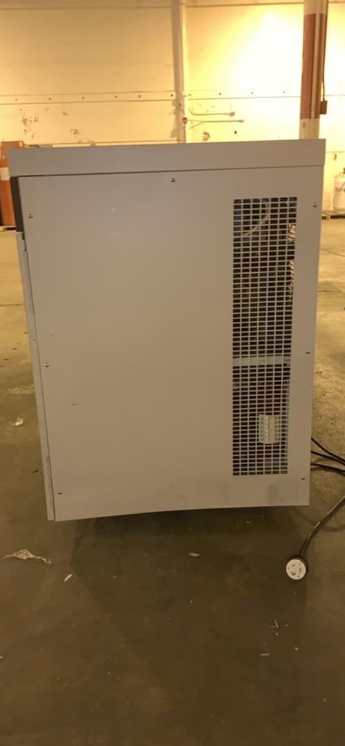 Kendro #HLT-20LS-90D31, Lab Freezer, -45 deg. C, 96" L x 32" width x 41" H, 20 L capacity, 400 psig, 12 Amps - Image 5
